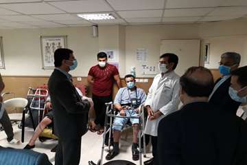 بازدید های مسئولان از بیمارستان ها و مراکز تابعه دانشگاه